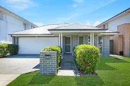 30 Wildflower Crescent, Calderwood