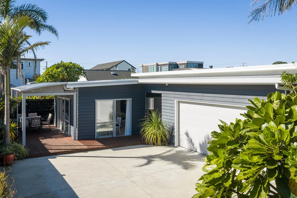Waihi Beach 3 Bedroom Beachside Ease with Modern Comfort