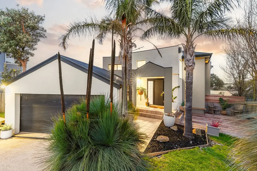 Jan Juc 4房  Jan Juc Living - Ocean. Sanctuary. Home.