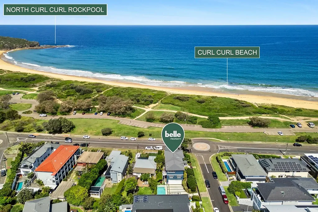 Curl Curl 4 Bedroom Flawless beachfront entertainer with magnificent views