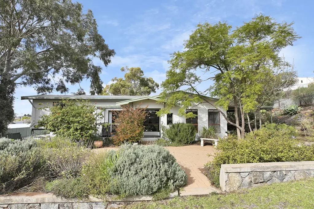 Broken Hill 4房  IMPRESSIVE HOME
