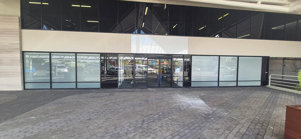 Takapuna GROUND FLOOR OFFICE

 