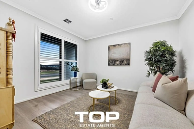 3 Carradale Road, Clyde North, VIC 3978, 5房, 4浴, House