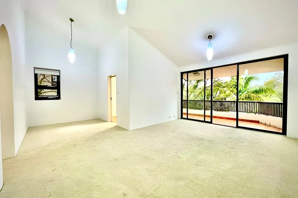 NEWLY RENOVATED HOME WITH PRIVATE OUTLOOK