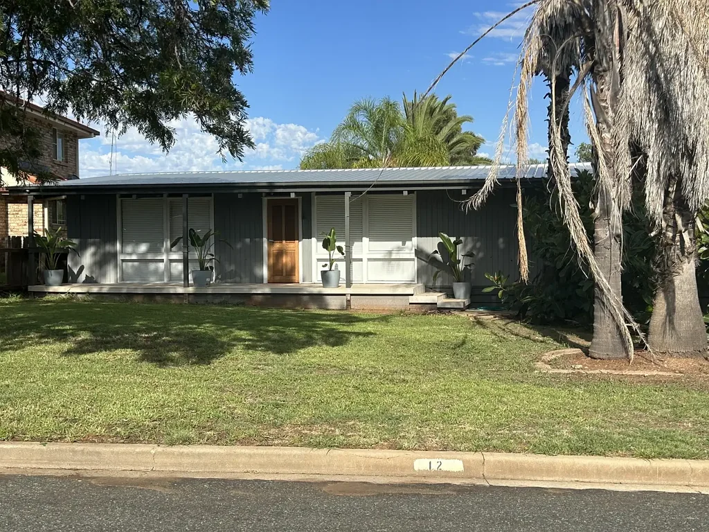 Condobolin 5房  12 Adams Avenue, Dual Investment Opportunity | JN Straney Real Estate