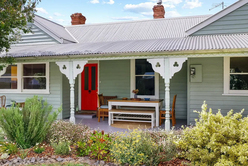 14 Roger Street, Romsey, VIC 3434