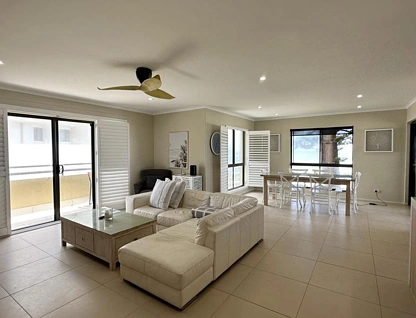 9/1281 Gold Coast Highway, Palm Beach, Gold Coast, 3 Kuwarto, 2 Banyo, House