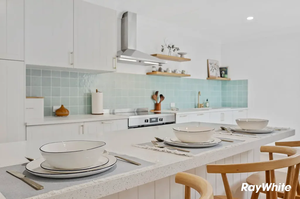 11 Heradale Parade, Batemans Bay, NSW 2536
