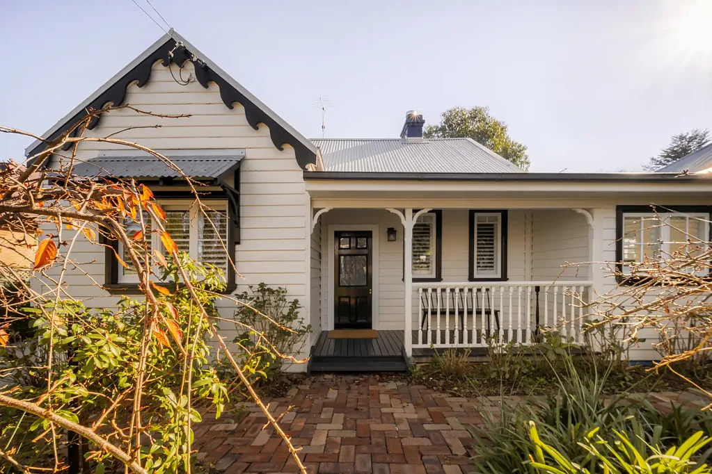 Katoomba 4chambre Timeless Mountain Character with Separate Self-Contained Accommodation