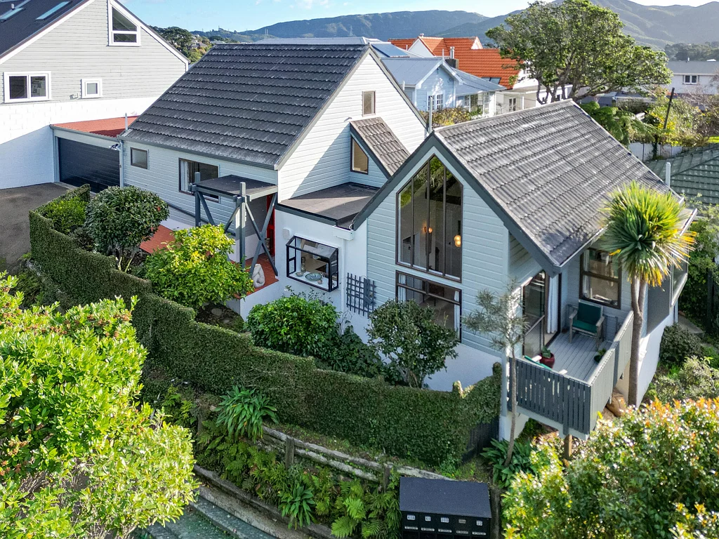 Khandallah 3Phòng ngủ VILLAGE LOCATION | SUN TRAP | BEO $875,000
