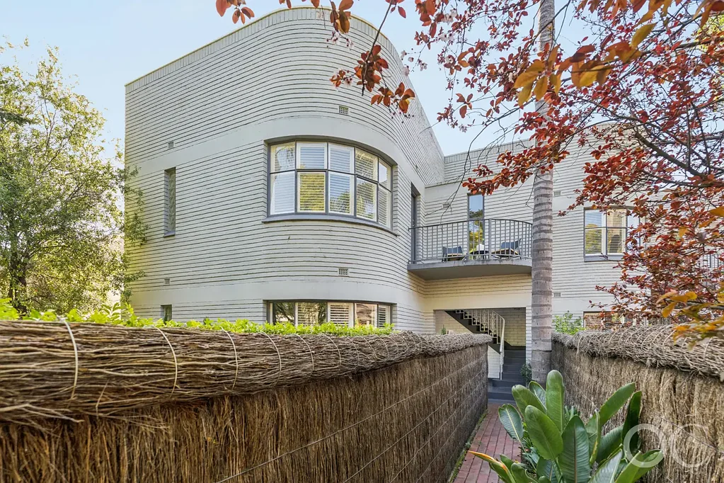 Millswood 2 Bedroom Open the Door to a Leafy Art Deco Retreat with King William Road Calling