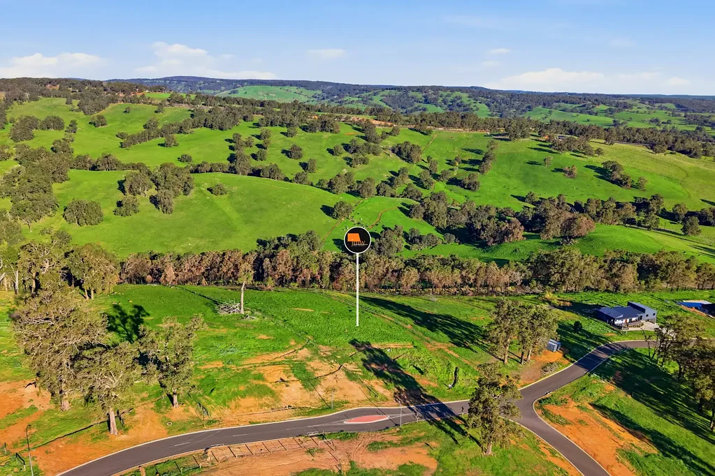 Roelands ELEVATE YOUR LIFESTYLE WITH STUNNINGLY BEAUTIFUL 180 DEGREE TIMELESS VIEWS
