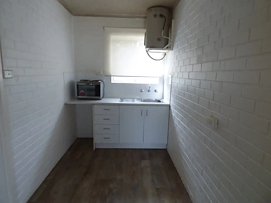 Address Withheld, Merredin, WA 6415, 2 Bedrooms, 1 Bathrooms, Unit