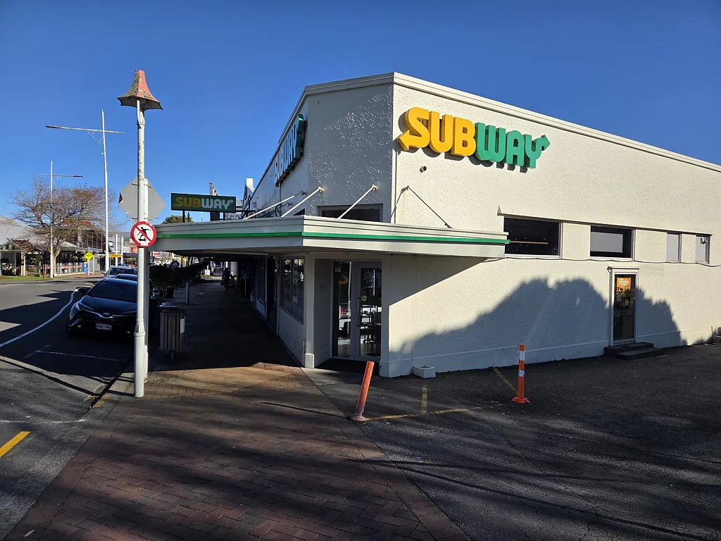 Inglewood International Tenant on Corner Site