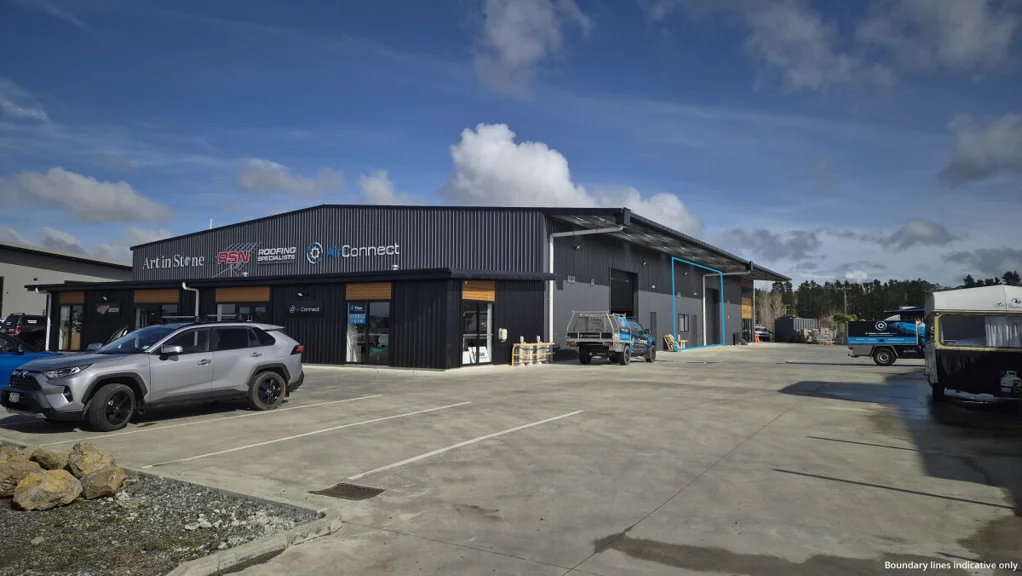 Port Whangarei Modern Functional Space: Warehouse & Office
