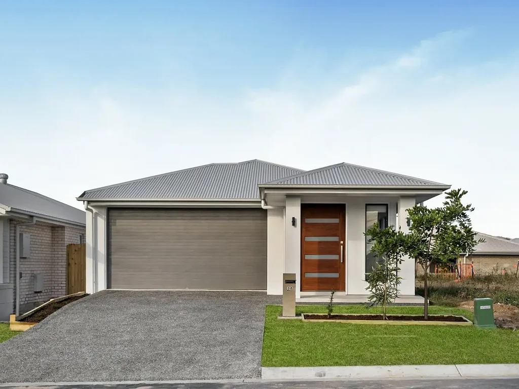 Brand New Family Home with Premium Inclusions, Solar & Ducte