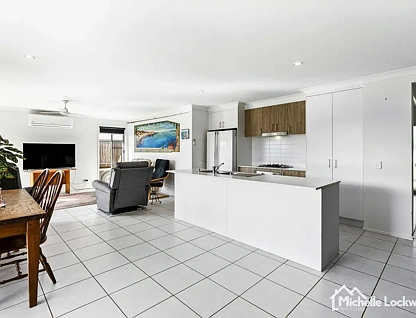 6 Poole Road, Urraween, QLD 4655, 4 ਕਮਰੇ, 2 ਬਾਥਰੂਮ, House