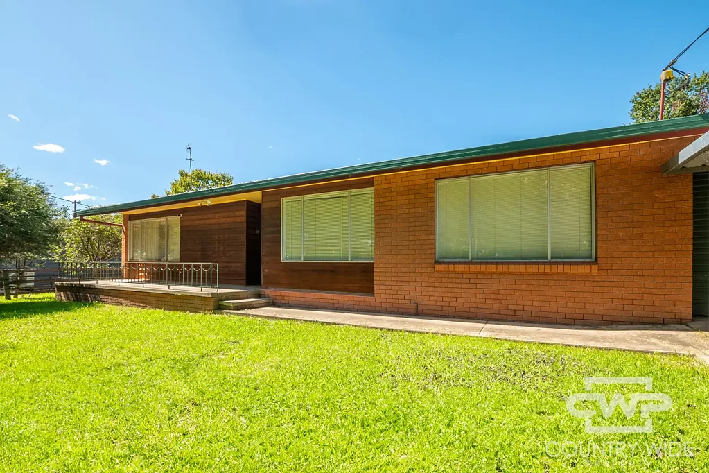 143 Hunter Street, Glen Innes, NSW 2370