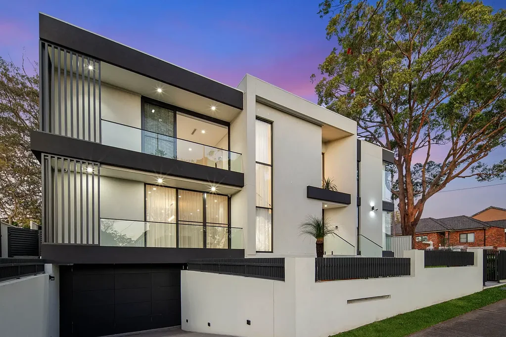 14 The Esplanade, South Hurstville, NSW 2221