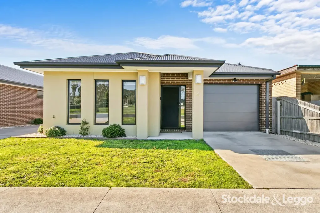 Traralgon 2침실 Contemporary, Low-Maintenance Living Made Simple