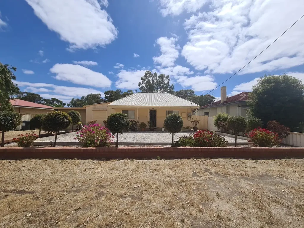31 Conroy Street, Katanning, WA 6317