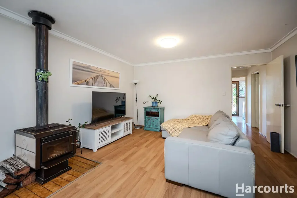 42A Eddystone Avenue, Craigie, WA 6025