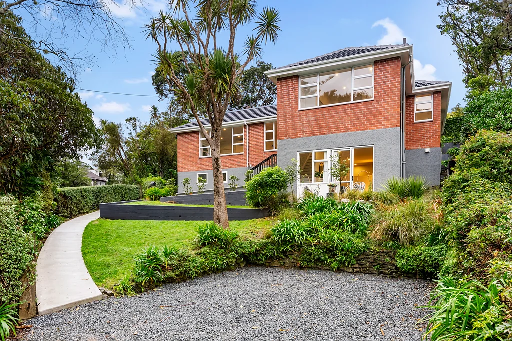 49A Simla Crescent, Khandallah, Wellington