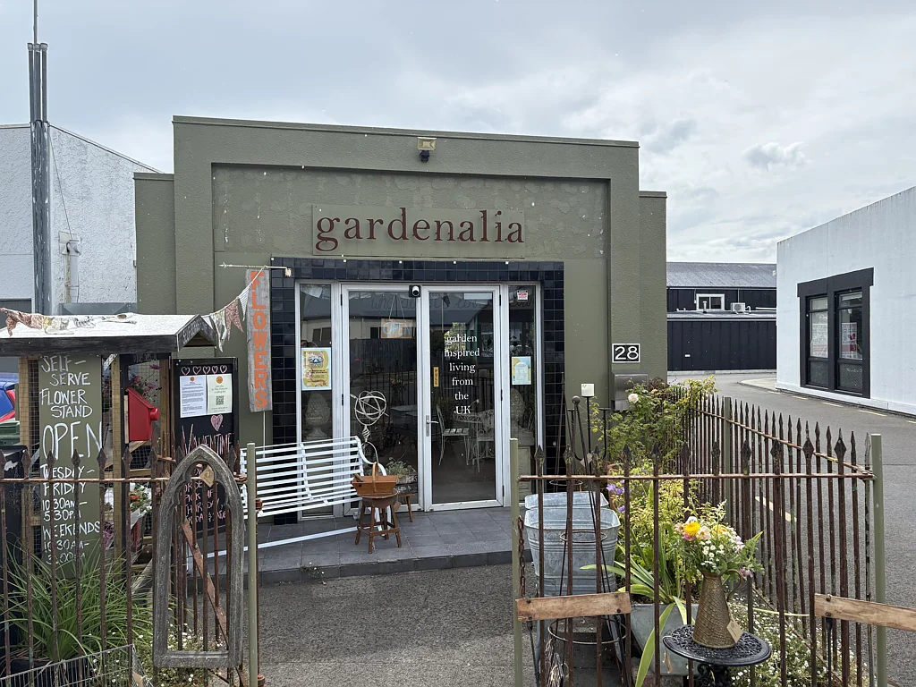 Havelock North Retail for lease - 105m2 at 28 Havelock Road