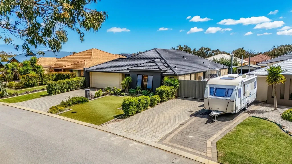 100 COUNTESS CIRCUIT, South Yunderup, WA 6208