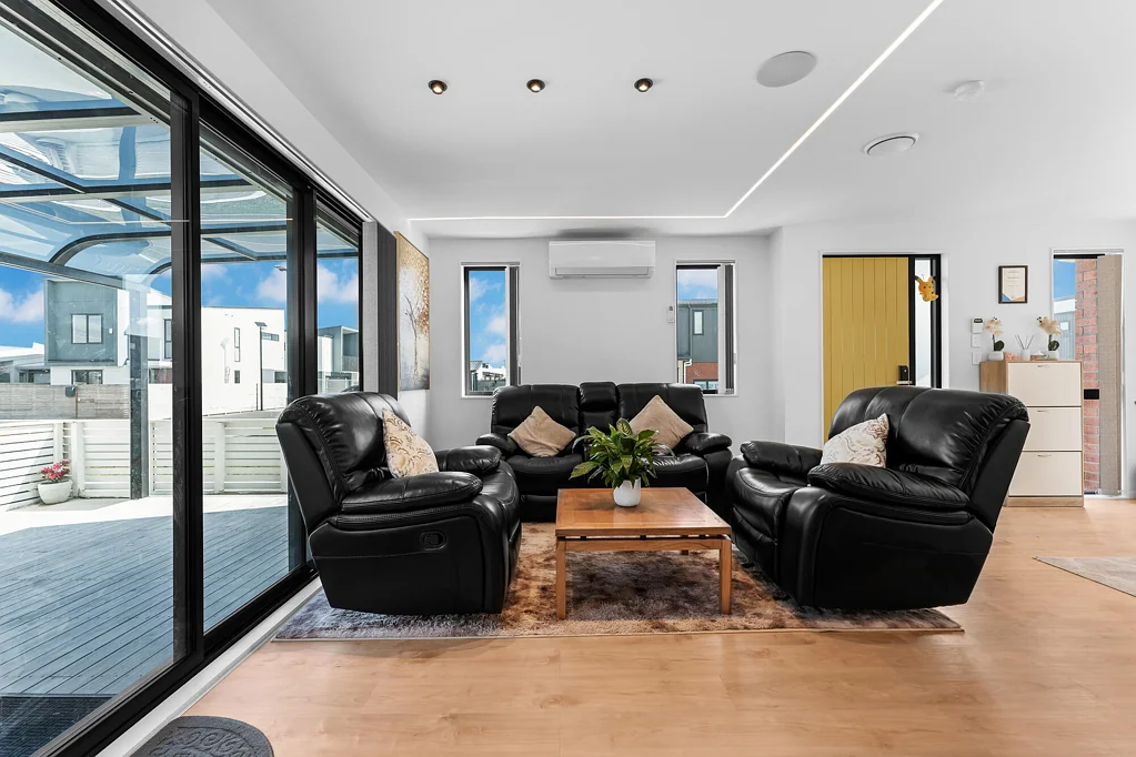 Papakura 3房  Motivated Vendors ! Present Your Offers
