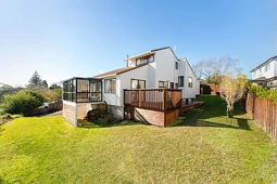 37 Lyttelton Avenue, Forrest Hill