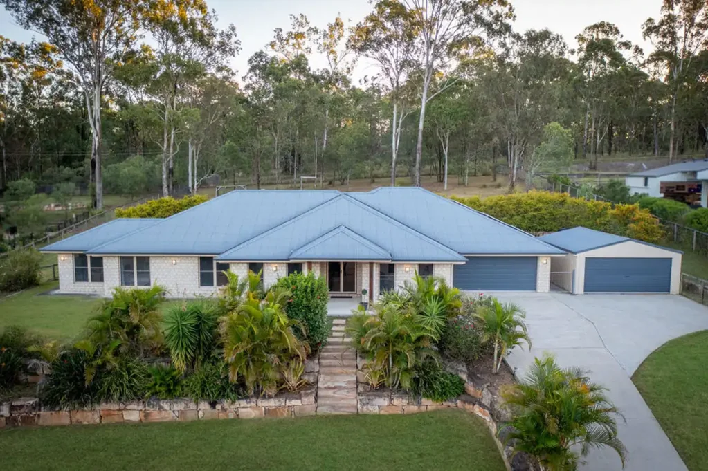 15 Josette Place, Pine Mountain, QLD 4306