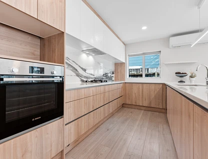 25A Larnoch Road, Henderson, Waitakere City, Auckland, 4房, 2浴, 独立屋