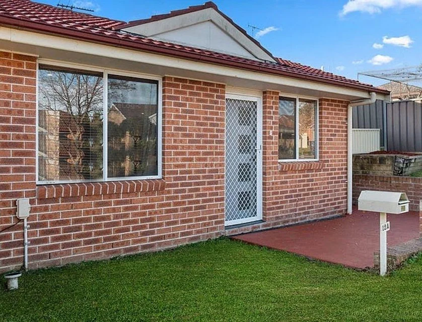 12a Dongala Circuit, Schofields, Outer Western Sydney, 2房, 1浴, Flat