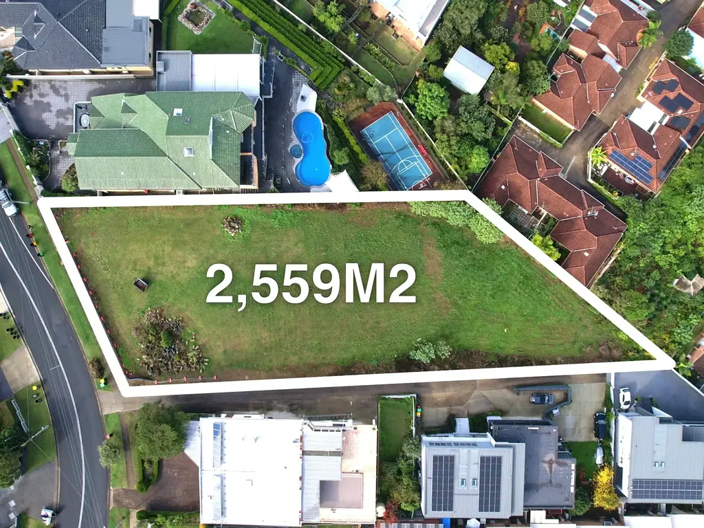 Constitution Hill PRESTIGE OPPORTUNITY: EXCEPTIONAL 2,559m² LANDHOLDING IN CONSTITUTION HILLS
