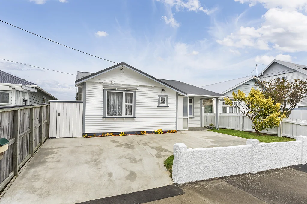 94 Endeavour Street, Lyall Bay, Wellington City, Wellington