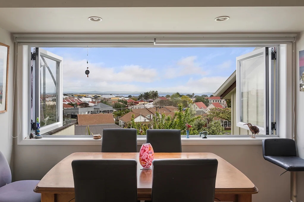 100 Broad Street, Thames, Waikato