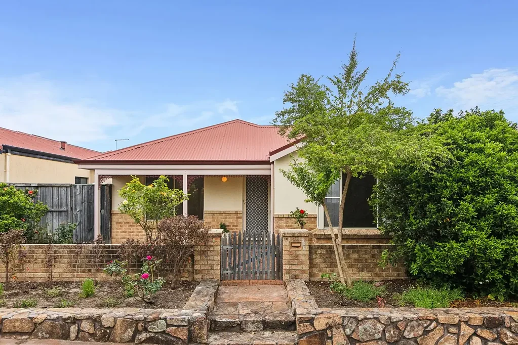 10 Springbrook Drive, Ellenbrook, WA 6069