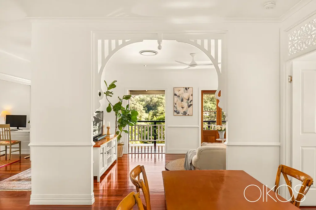 The Gap 5Phòng ngủ ELEVATED ELEGANT QUEENSLANDER WITH EXPANSIVE VIEW