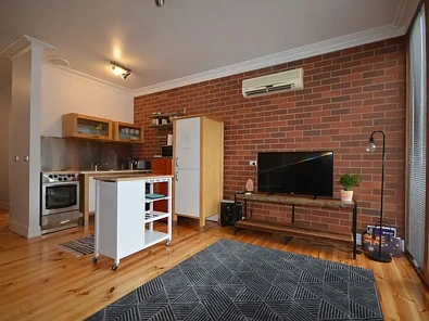 242A Don St, Ironbark, VIC 3550, 1房, 1浴, House