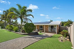 5 Loch Ness Outlook, Taranganba