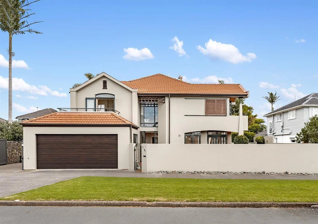 12A Saltburn Road, Milford, North Shore City, Auckland