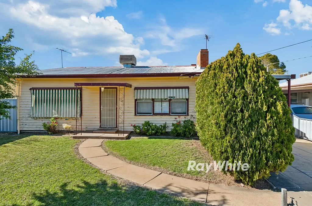 Mildura 3 Slaapkamer Character Cottage with Secure Rental Income