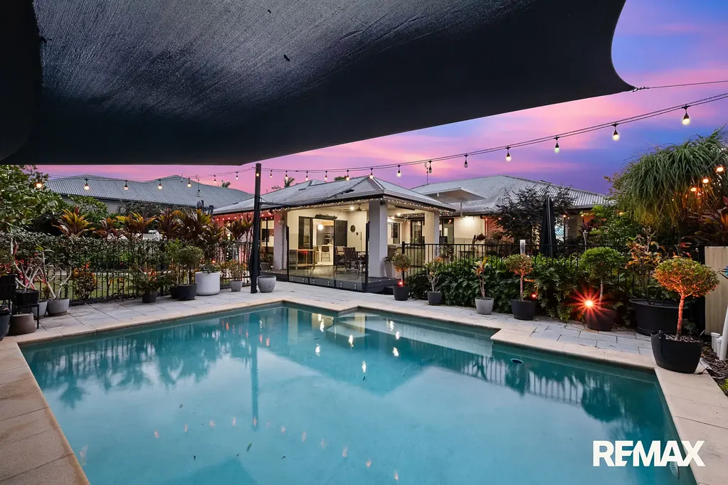 Nambour 4部屋 Entertainers' Delight: Pool Parties, Sunset Spas, BBQ Bliss!