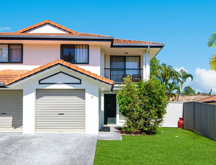 10/156 Greenacre Drive, Arundel, Gold Coast, 3 habitaciones, 2 baños, Townhouse