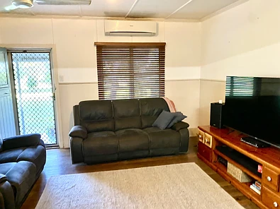5806 Ayr Dalbeg  Road, Millaroo, QLD 4807, 3 chambres, 1 salles de bain, Lifestyle Property