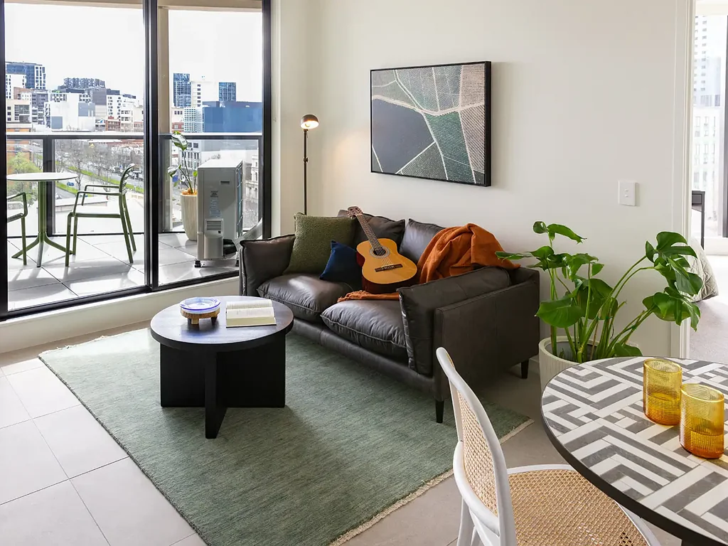 Make lifestyle, service and security part of your everyday rental experience.