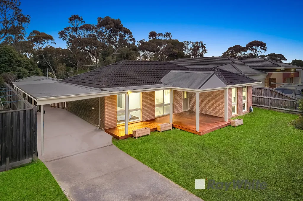 5 Manning Close, Hampton Park, VIC 3976