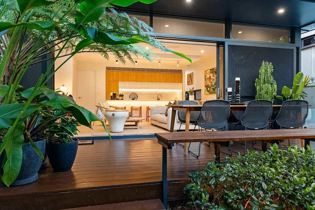 Noosa Heads 4ਬੈੱਡਰੂਮ Your Private Tropical Sanctuary, Moments from the Heart of Noosa