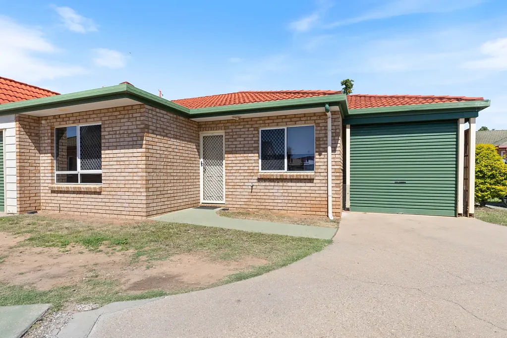 Two Bedroom Unit in suberb central location